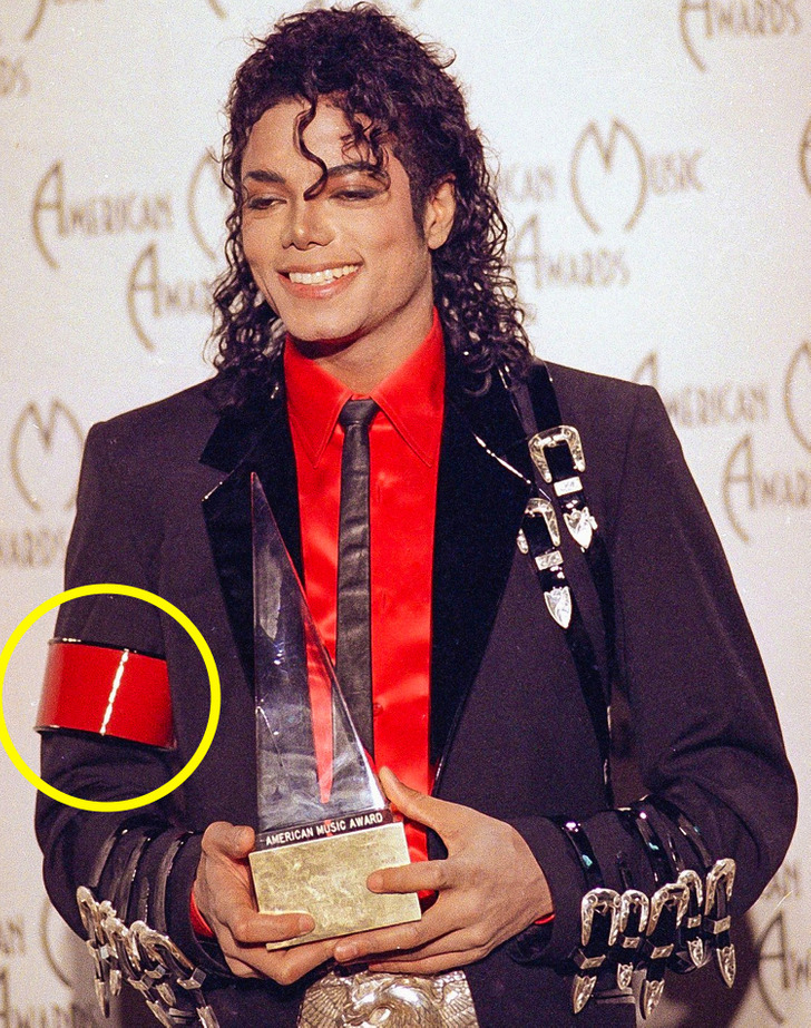 9 Datos acerca del vestuario de Michael Jackson que poca gente conocía /  Ahora lo vi todo